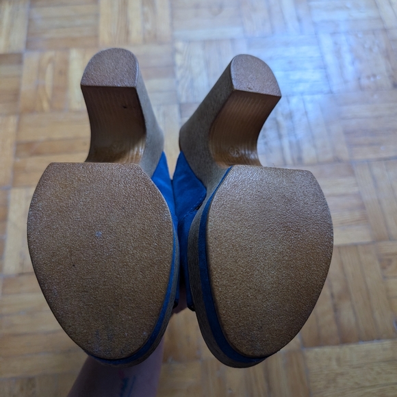 Gadea Blue suede sandals - Picture 3 of 4